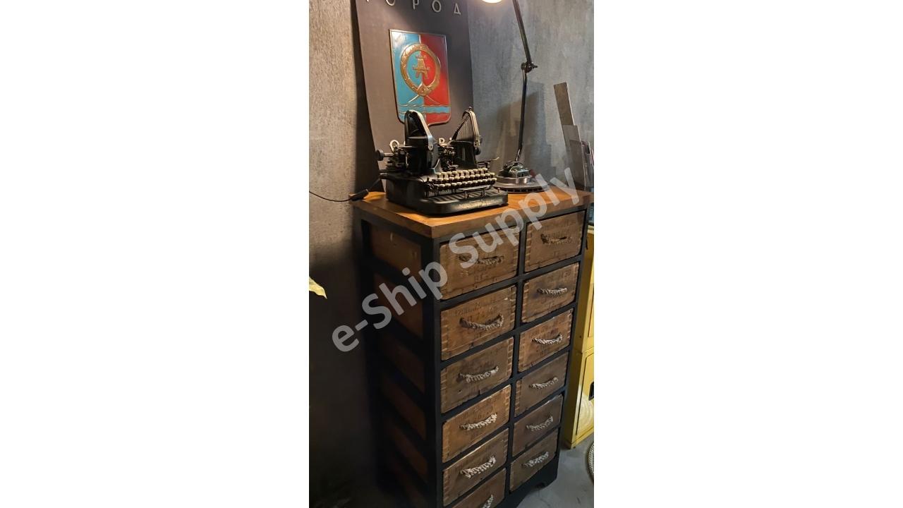 Rus Mühimmat Sandığı Çekmeceli Dolap