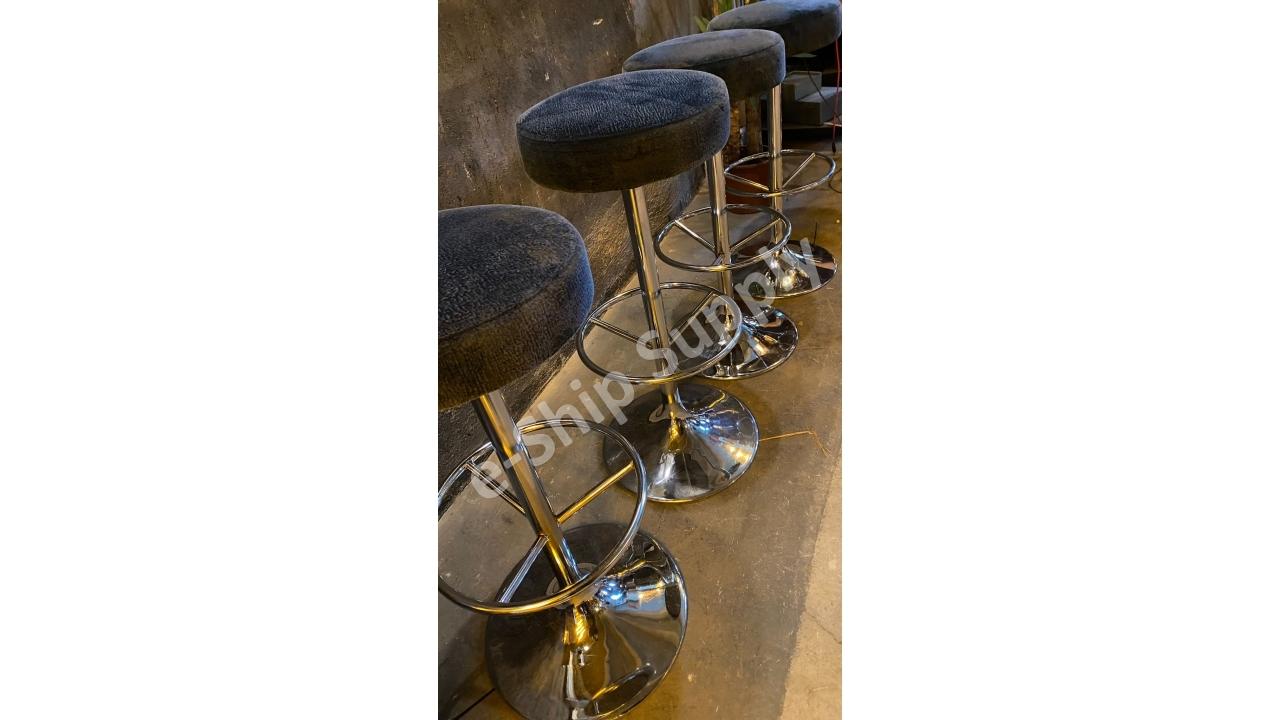 Vintage Kadife Kumaşlı Krom Ayaklı Restaurant Tabureleri