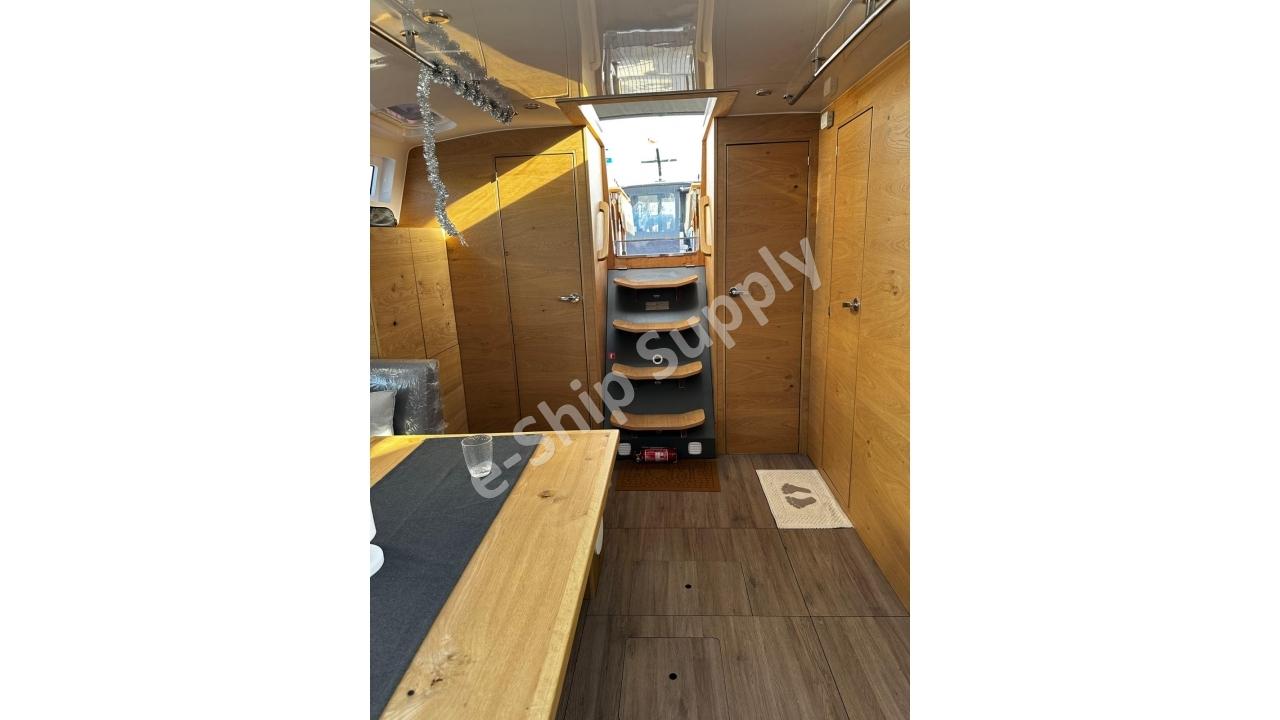 Sıfır Yelkenli Tekne ELan i43 Emsallerinin çok altında Fırsat Teknesi