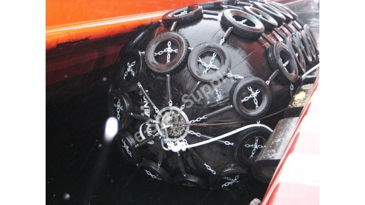 Pneumatic Rubber Fender